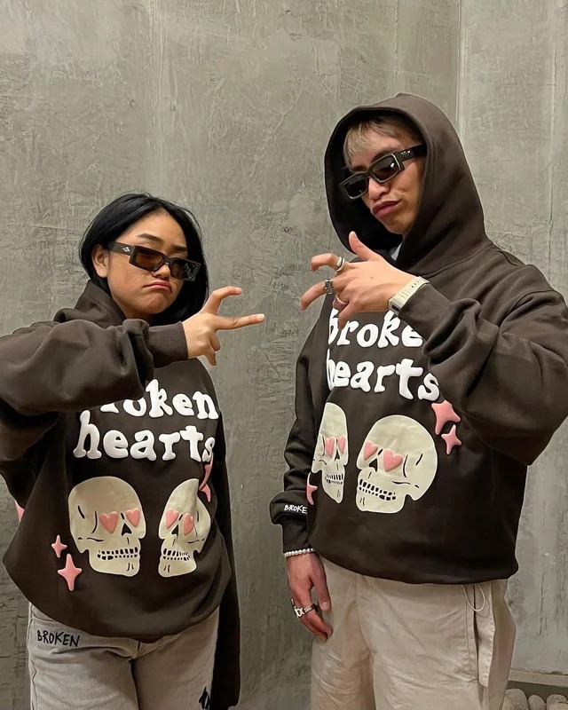 How Broken Planet Hoodies Blend Comfort, Function, and Style