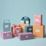 Custom retail boxes